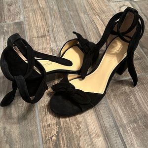 Ivanka Trump NWOT sexy black suede sandals 2.5 inch block heel, ankle ties.